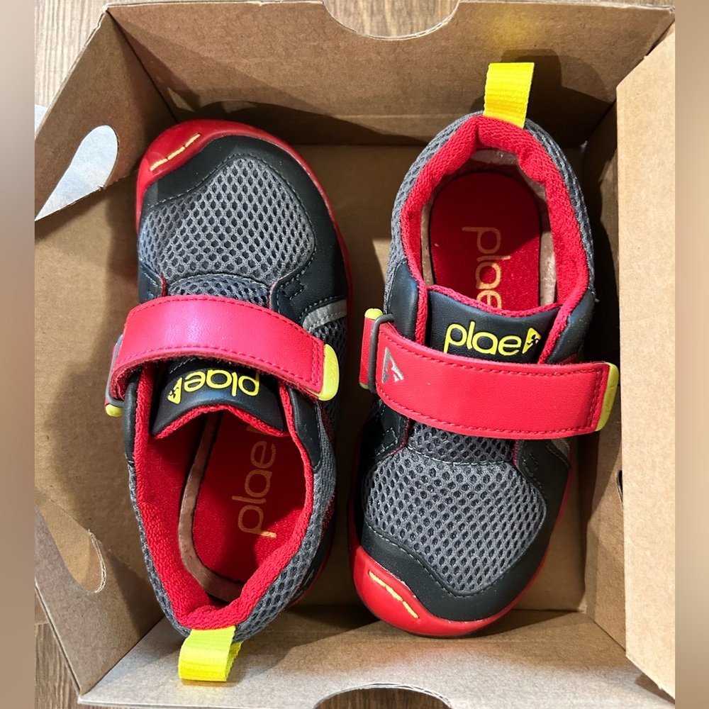 Plae Ty Red Steel Toddler size 7.5 NIB